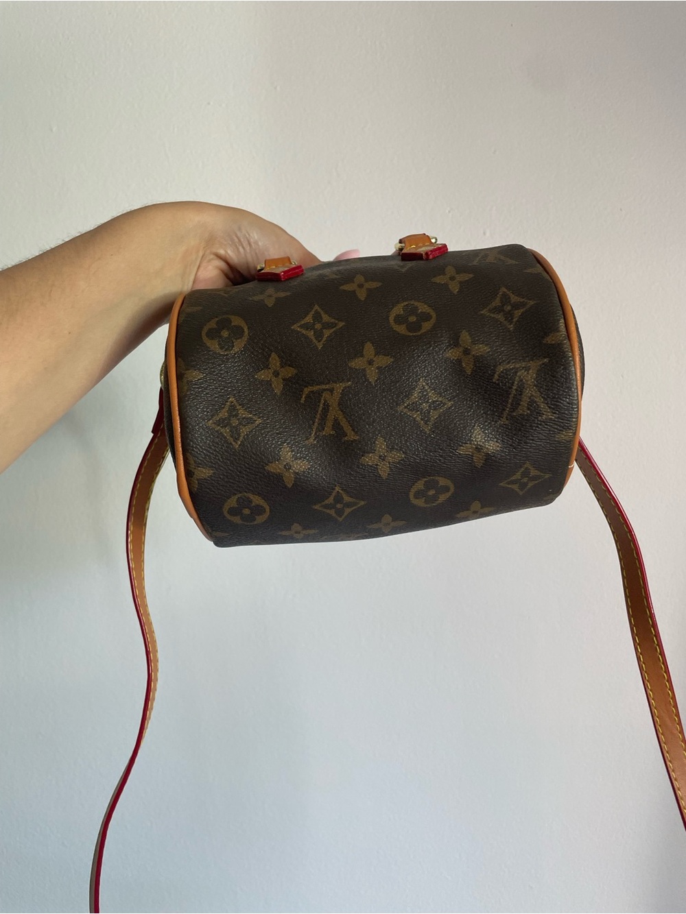 LOUIS VUITTON Monogram Speedy Nano - Picture 7 of 11